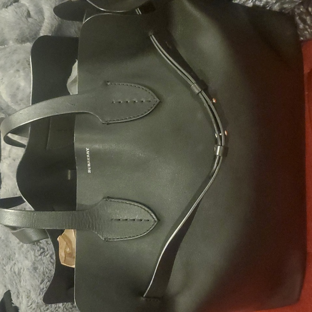 Burberry soft leather belted tote